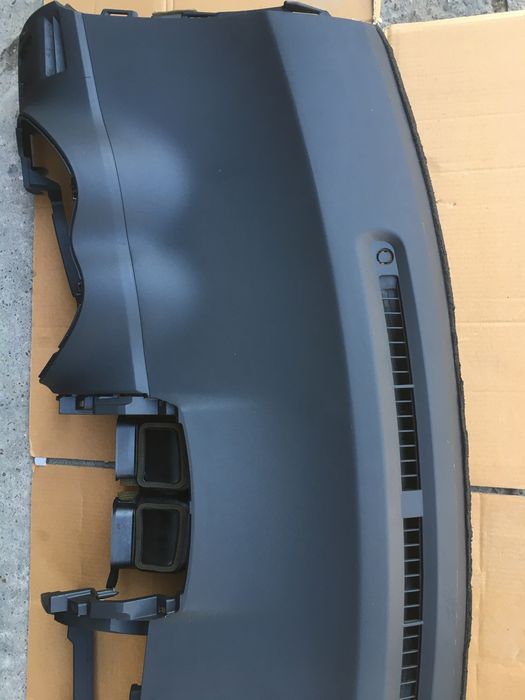 Plansa de Bord cu Airbag Toyota Auris 2007-2012. Volan stinga.