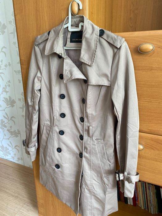 Тренч палто бежево