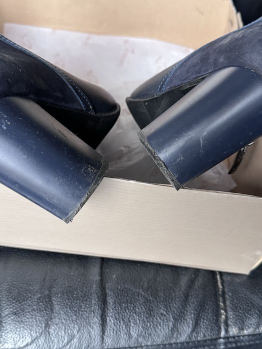 Kilipir! Ghete botine elegante, de damă, nr. 38, stare buna