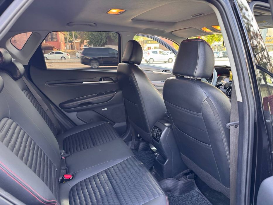 Kia sonet 3 pozitsiya sotiladi prestige