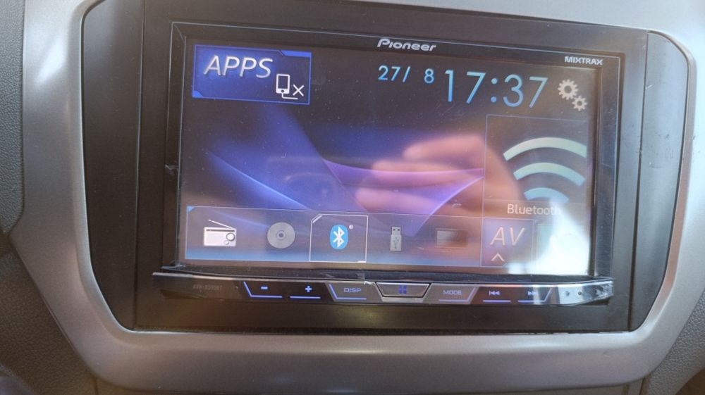 Pioneer монитор AVH-X595BT