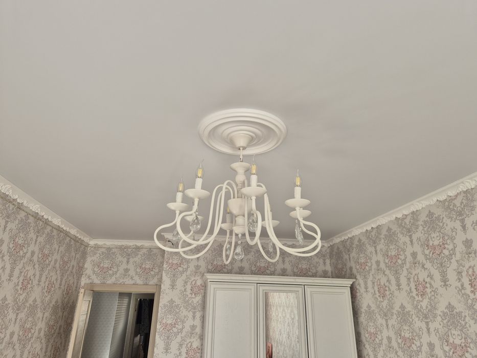 Люстры в отличном состоянии