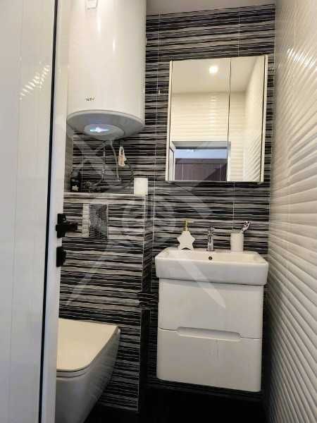 Дава се под наем Тристаен апартамент в Бургас, Лазур - 116 кв.м за 315000 € - Снимка #6