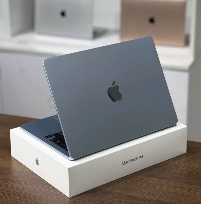 MacBook Air M5 — новый, оригинал Apple
