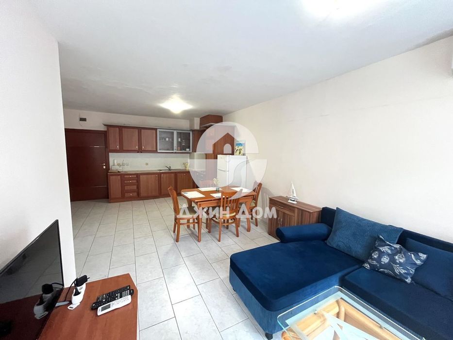 Двустаен апартамент с НИСКА ТАКСА в гр. Несебър