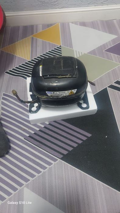 Продам компрессор от холодильника