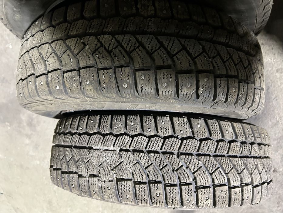 Зимние шины 185/65/15