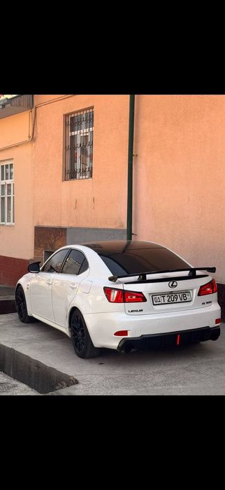 Лексус is300 холати идеал