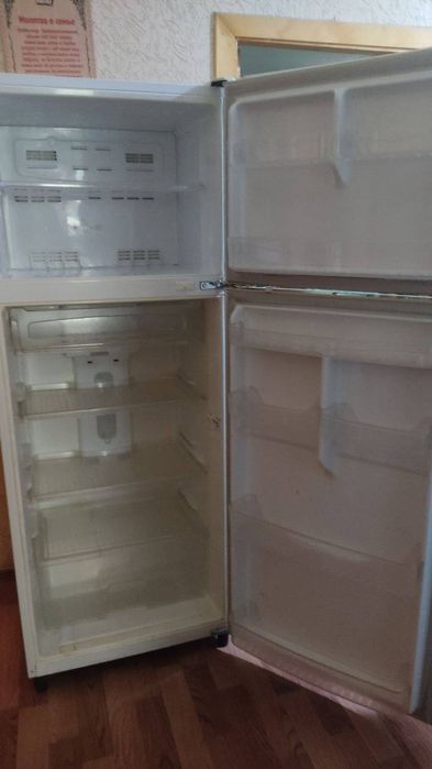 Продается Холодильник