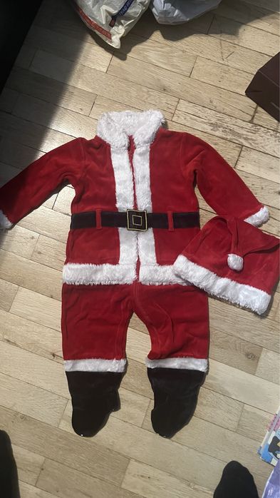 Коледни дрешки