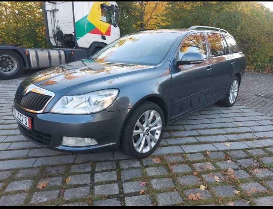 Vând Skoda Octavia, anul 2010, euro 5, adusa pe roti din Germania.
