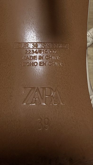 Zara туфли-мюли 38,5-39рр