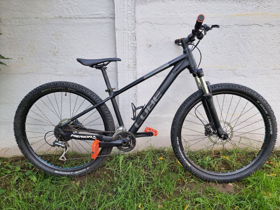 Bicicleta Cube Aim Race 2023