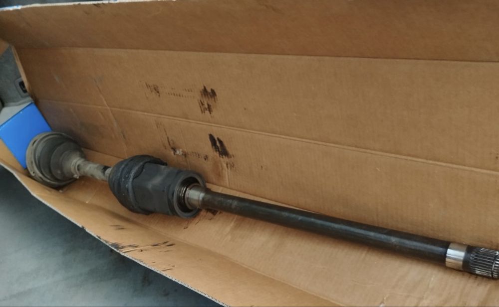 Полуоска за BMW X5 E53