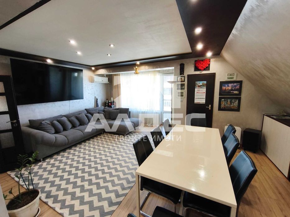 Продава се Тристаен апартамент в София, Студентски град - 120 кв.м за 1360 €/кв.м - Снимка #2