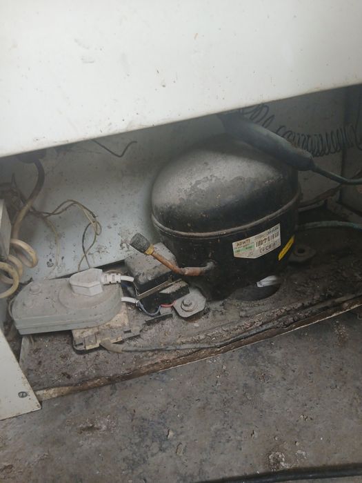 Продам морозильник не рабочий