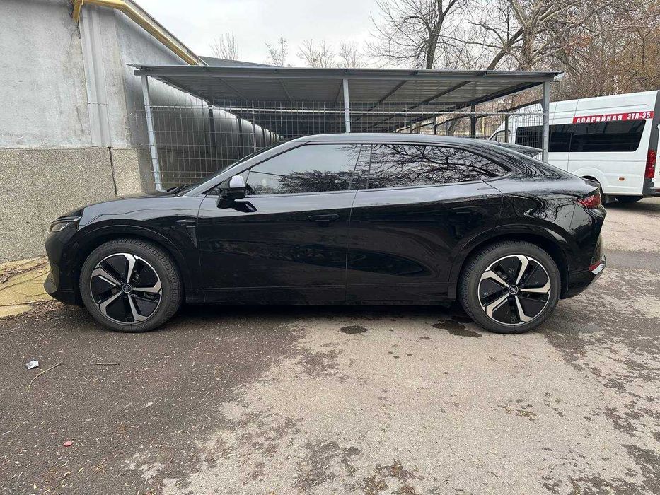 BYD Song L 4-pozitsa full