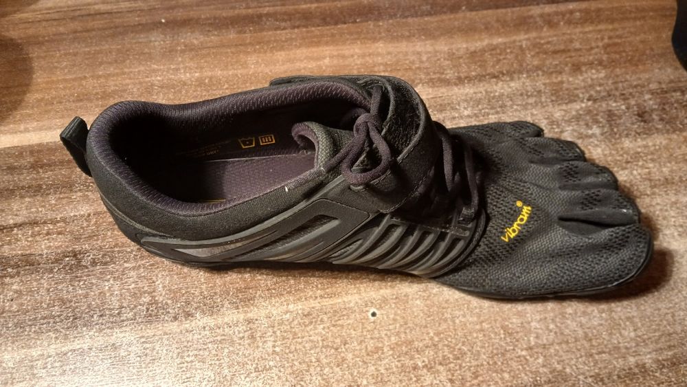 Vibram Fivefingers V-Train 47