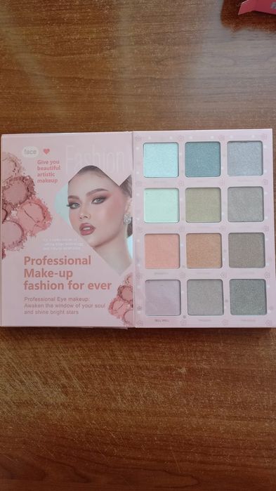 Продам набор косметики