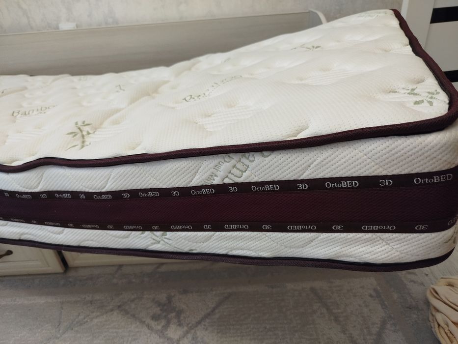 Кровать подростковая