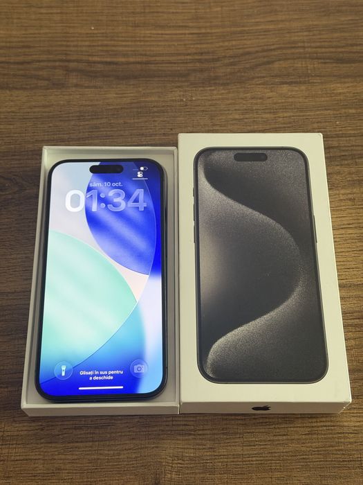 iPhone 15 pro Black Titanium