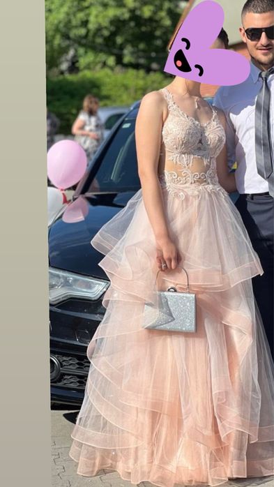 Бална рокля(пепел от рози)