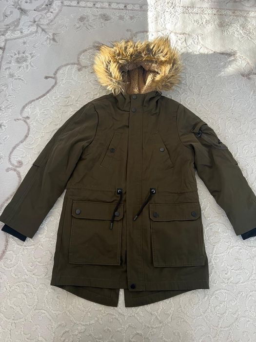 Яке с качулка Zara