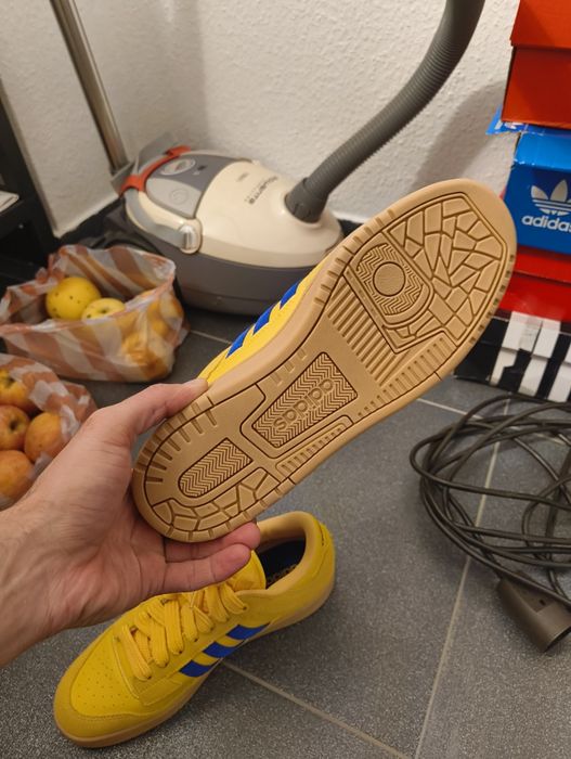 Adidas rapid court low номер 42