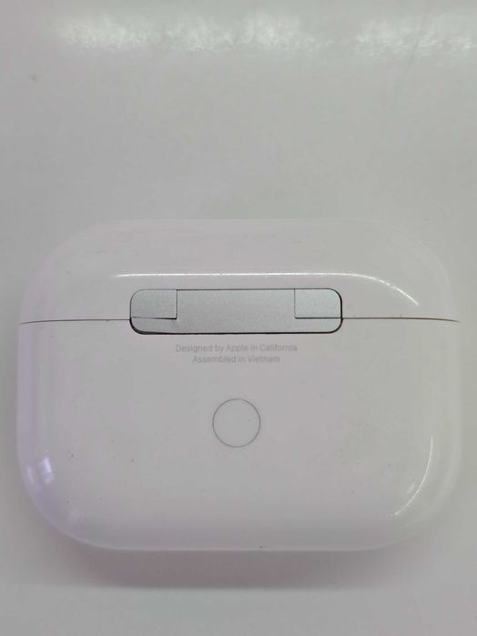 Оригинални Apple AirPods 2 Pro Lightning