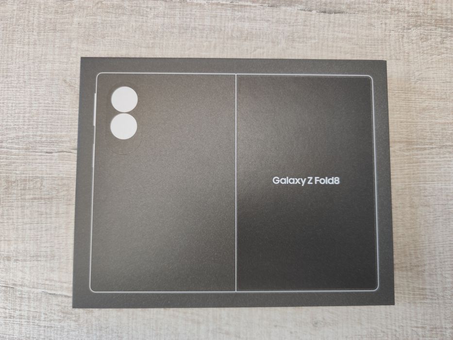 Налични! Samsung Galaxy Z Fold 8 5G 256GB Graphite, Cream, Lavender  2г. Гаранция!