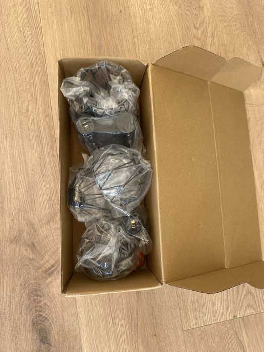 Lampa tavan 4 becuri