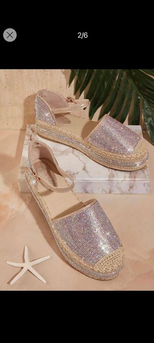 Нови обувки тип еспадрили