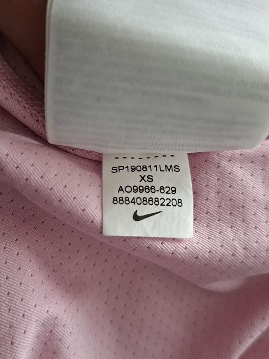 Nike Dry Fit-Ориг. Дамски потник Нов!