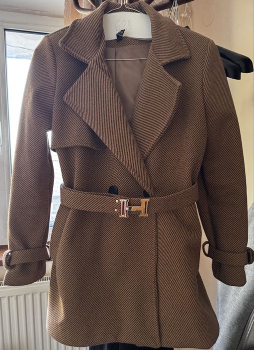 Ново дамско палто