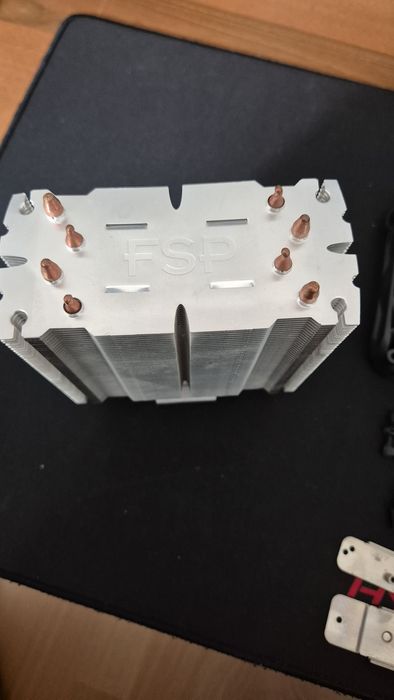 Vând cooler CPU FSP AC401