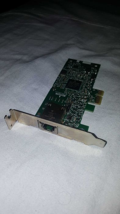 Placa retea Gigabit Pci-EX cu shield low profile 10/100/1000 mb/s