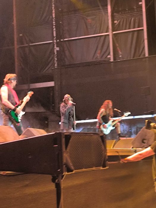 Продавам перца от концерта на IRON MAIDEN