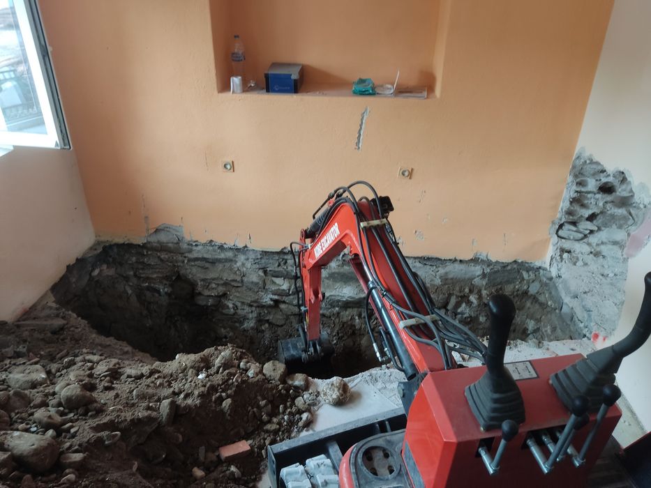 Услуги с мини багер - бързо и коректно