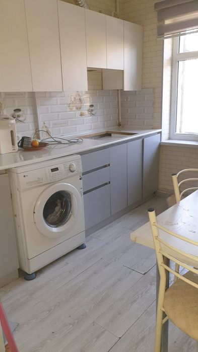 Мирабадский район.  Старая Саракульская 1 ком  (своя)