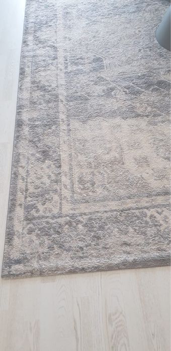 Covor pufos rugvista