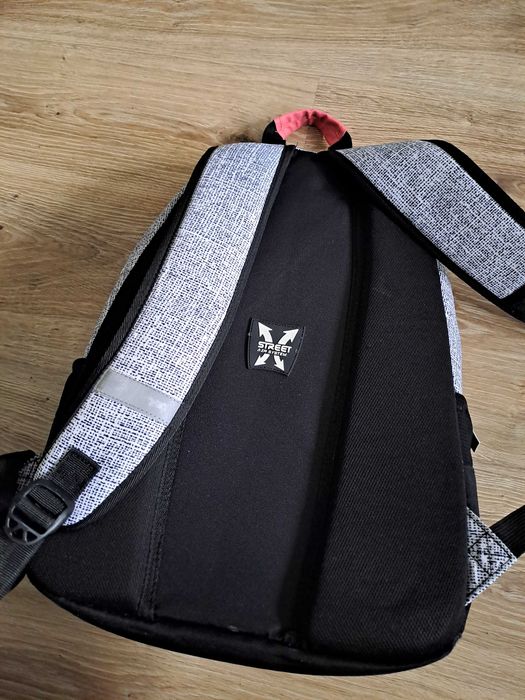 Ученическа раница за момиче