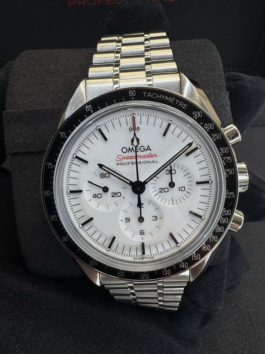 Omega Speedmaster Professional Moonwatch Sapphire Sandwich – Чисто нов, пълен комплект