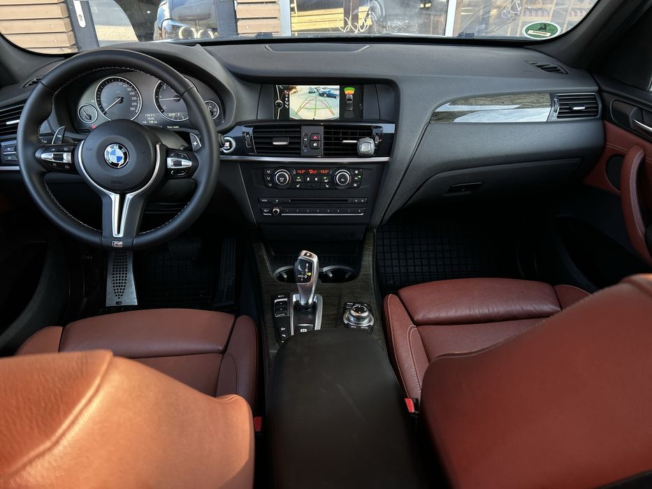 BMW X3 / F25 // M-Paket /// Automat // XDrive // 184 / Head Up Display