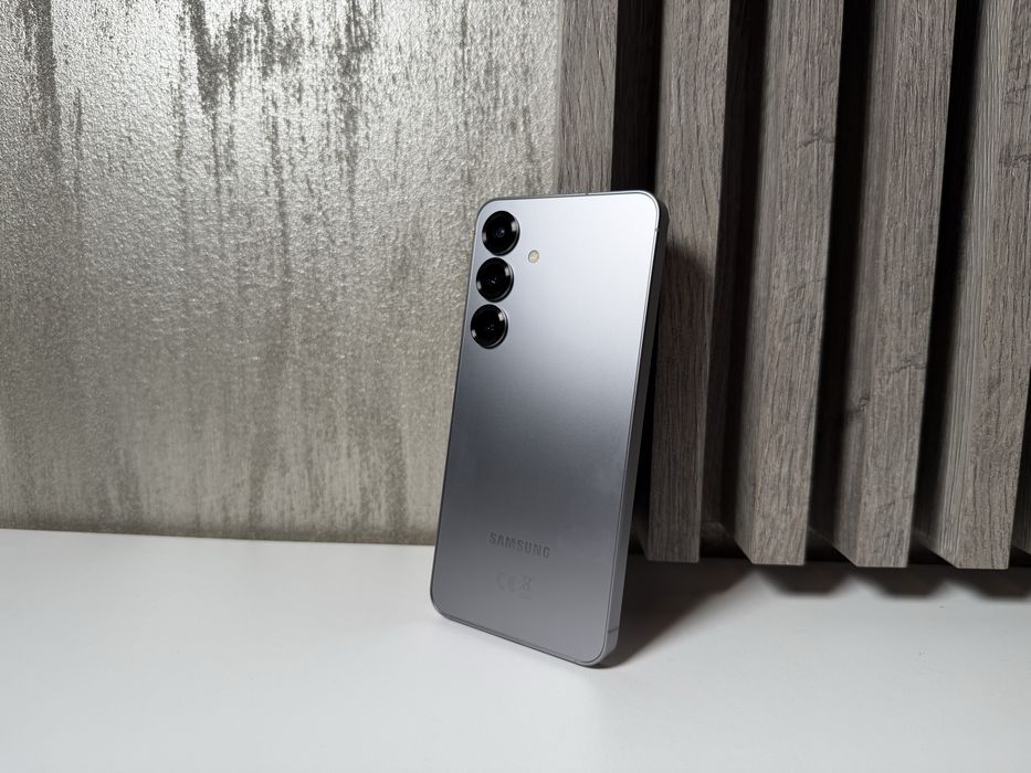 Samsung S25 256GB Garantie 2 ani Universul Telefoanelor