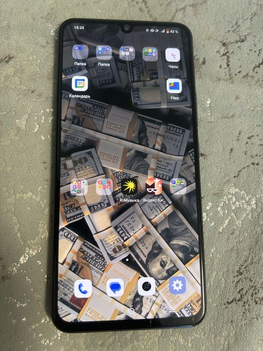 Телефон vivo v21