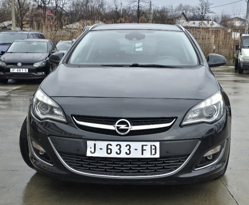 Opel astra 1.6cdti euro 6 full option 2016