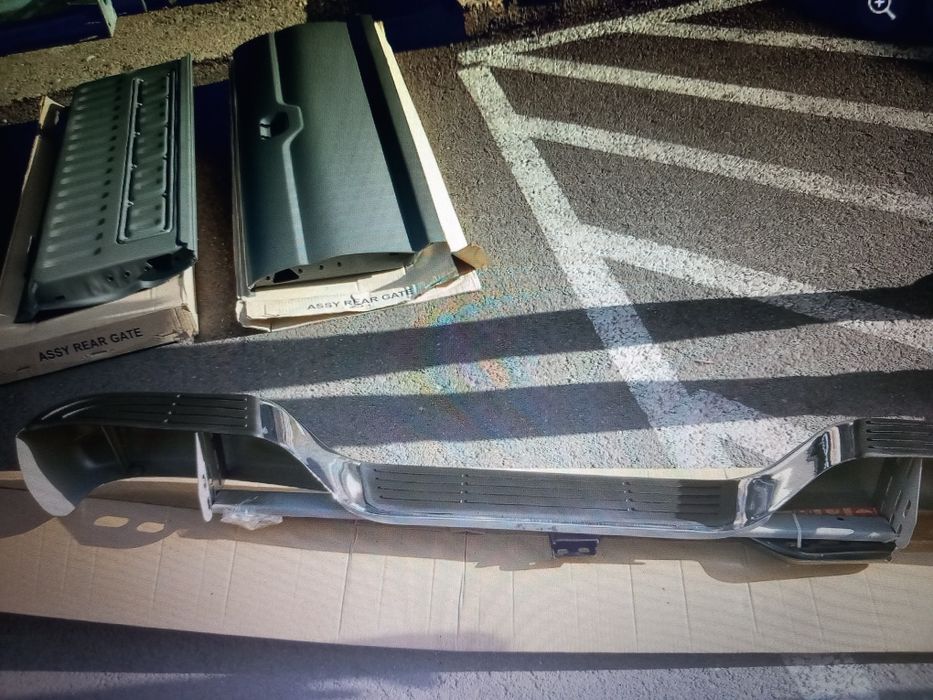 Piesa caroserie Mitsubishi  l 200 oblon bena hayon l 200 bara