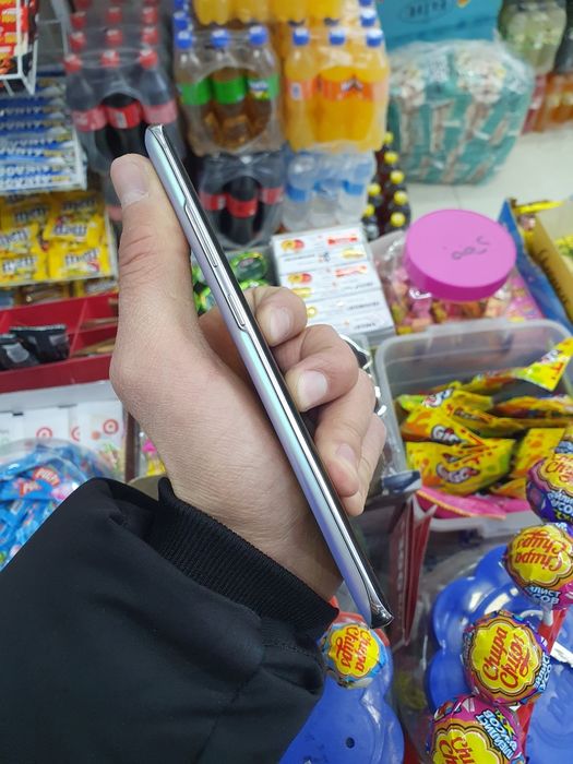 Samsung S10 5G 256Gb продам