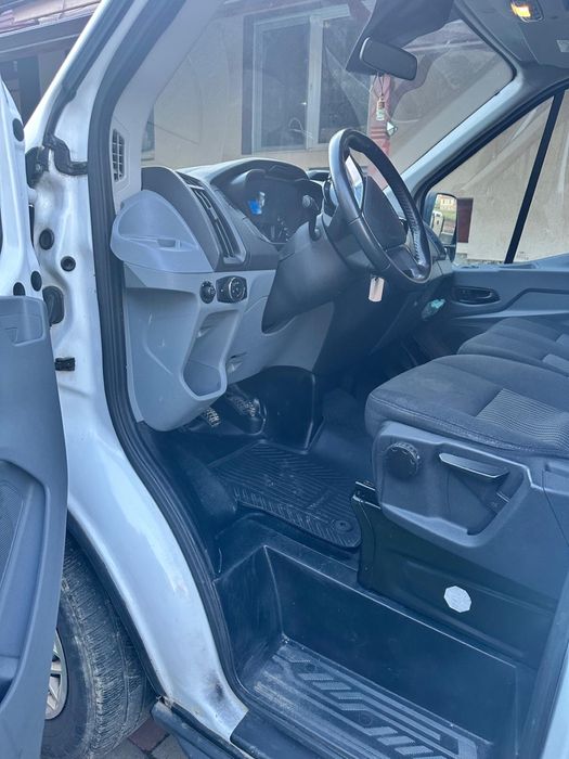 Ford Tranzit 2015