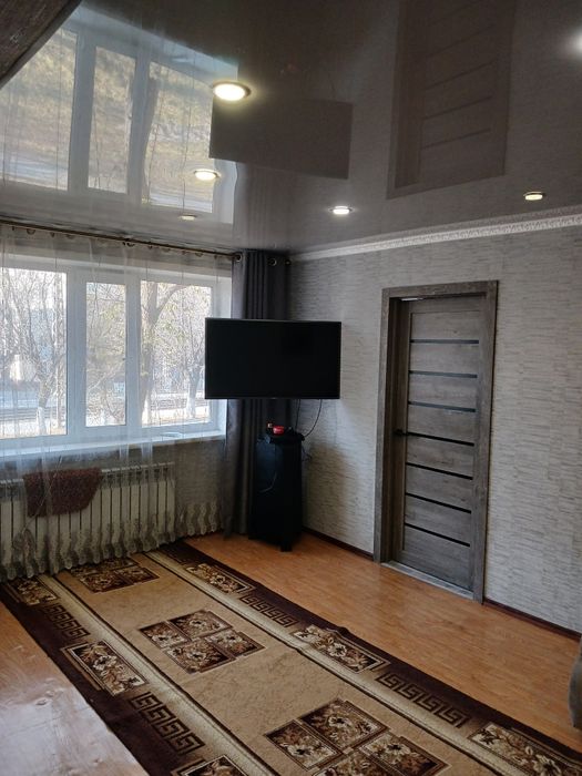 Продаю квартиру 2х комнатную.